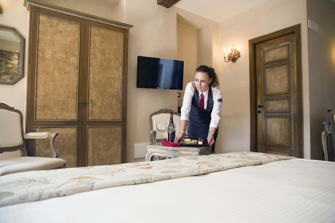 Boutique Hotel Elvezia Stresa Luaran gambar